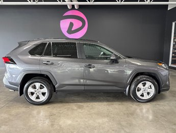 Toyota RAV4 XLE 2021