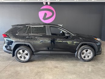 Toyota RAV4 XLE 2023