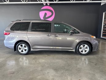 2020 Toyota Sienna LE