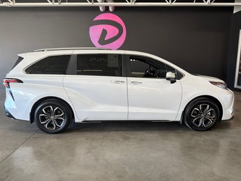2025 Toyota Sienna LIMITED PLATINUM