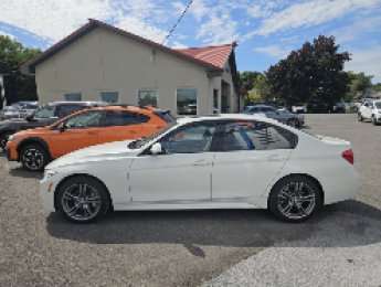 BMW 3 Series 330i xDrive M PACKAGE CUIR NAVIGATION TOIT OUVRANT 2018