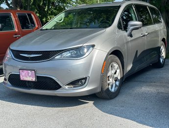 2017 Chrysler Pacifica Touring-L CUIR NAVIGATION TOIT PANORAMIQUE