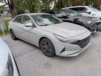 2023 Hyundai Elantra Preferred Tech SEULEMENT 049507 KM