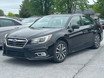 Subaru Legacy Touring TOIT OUVRANT SIEGES CHAUFFANTS 2018