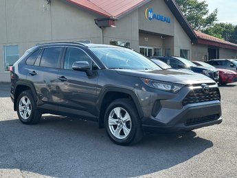 Toyota RAV4 LE AWD SEULEMENT 075492 KM 2019