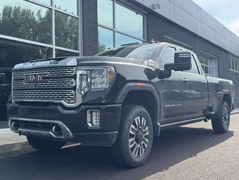GMC Sierra 2500 HD Denali Crew Cab Duramax 8 ft box 2022