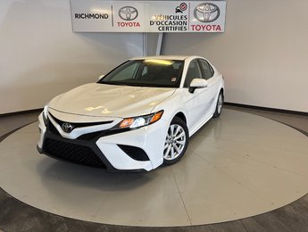 2020 Toyota Camry SE *SEULEMENT 15,900 KM*