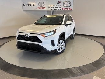 Toyota RAV4 LE AWD 2021