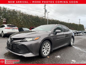 2018 Toyota Camry LE UPGRADE