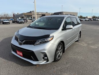 2020 Toyota Sienna SE  8-PASS