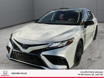 Toyota Camry Hybrid XSE 2021