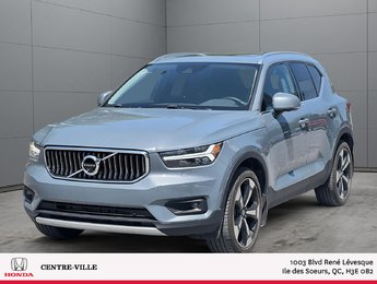 2022 Volvo XC40 Inscription