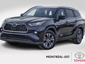 Toyota Highlander XLE AWD **JAMAIS ACCIDENTÉ+CUIR+TOIT+8 PASSAGERS** 2023