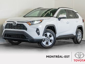 Toyota RAV4 XLE AWD **JAMAIS ACCIDENTÉ** TOIT+MAG+CARPLAY 2020