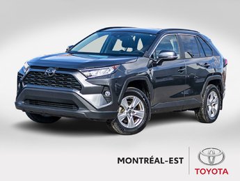 Toyota RAV4 XLE AWD **JAMAIS ACCIDENTÉ+CARPLAY+TOIT+MAG** 2021