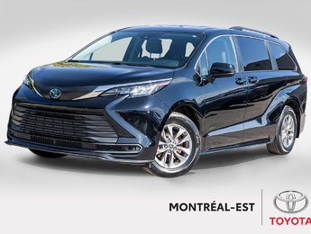 2022 Toyota Sienna LE
