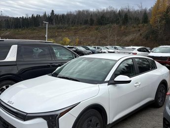 2026 Kia K4 LX**GARANTIE 10 ANS OU 200 000KM**BANCS CHAUFFANTS**CAMÉRA DE RECUL**