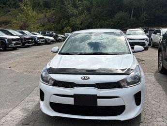 Kia Rio5 LX+ ** GARANTIE 10 ANS OU 200 000KM** AUTOMATIQUE**VOLANT CHAUFFANT**BAS MILAGE**SIÈGES CHAUFFANTS 2019