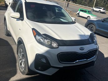 Kia Sportage LX AWD**JAMAIS ACCIDENTÉ**GARANTIE 10 ANS OU 200 000KM**SIÈGES CHAUFFANTS**MAGS**APPLE CARPLAY 2021