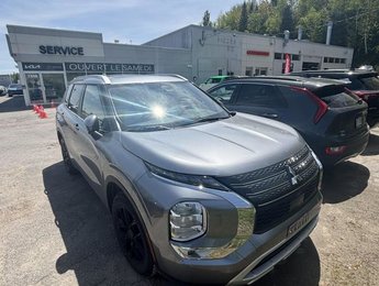 2023 Mitsubishi Outlander PHEV LE S-AWC **JAMAIS ACCIDENTÉ** TOIT OUVRANT+SIÈGES EN CUIR ET CHAUFFANTS+CAMÉRA DE RECUL**