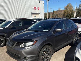 2019 Nissan Qashqai SL AWD**TOIT OUVRANT**CUIR**VOLANT CHAUFFANT**BANCS ÉLECTRIQUES**