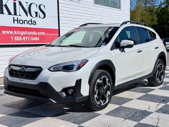 Subaru CROSSTREK Limited | Reverse Camera, CarPlay, Sunroof 2021