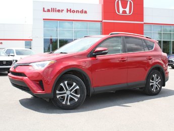 2017 Toyota RAV4 LE AWD |