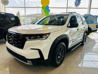 2025 Honda Pilot TRAILSPORT DEMO AWD*