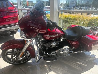 2016 Harley-Davidson Street Glide FLHXS