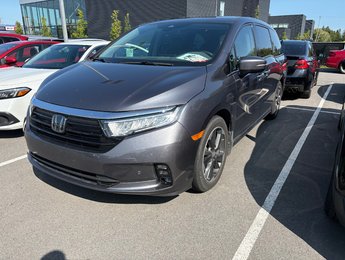 Honda Odyssey Touring 17 000 km seulement 2024