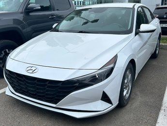Hyundai Elantra Essential 2021