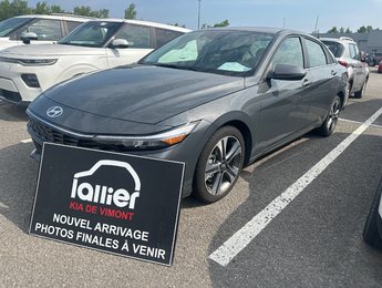 Hyundai Elantra Luxury 2025