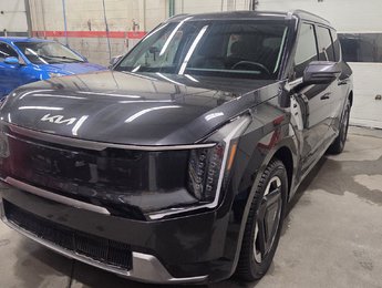 Kia EV9 Land w-Plus Package 2025