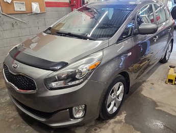 2016 Kia Rondo LX