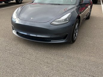 Tesla MODEL 3  2023