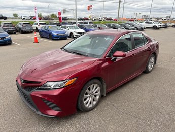 2018 Toyota Camry SE