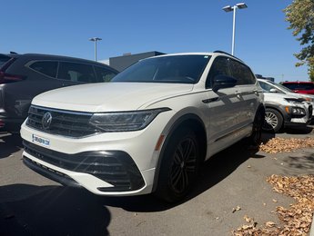 2022 Volkswagen Tiguan Comfortline R-Line Black Edition