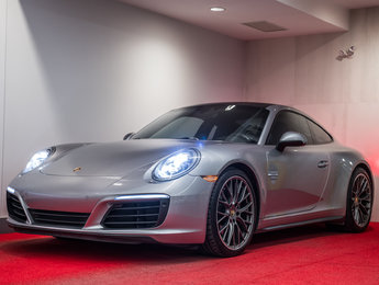 2017 Porsche 911 Carrera 4 Coupe PDK