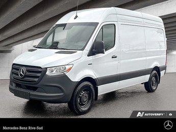 2025 Mercedes-Benz eSprinter Cargo Van 2500 Low Roof HO 144 RWD | Groupe Commodité D'espace Utilitaire