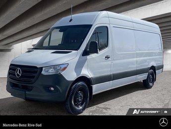 2022 Mercedes-Benz Sprinter Cargo Van 2500 High Roof V6 170 | Driver Convenience Package