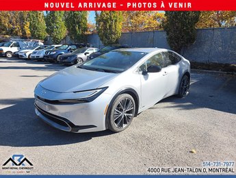 2025 Toyota Prius Plug-in Hybrid XLE