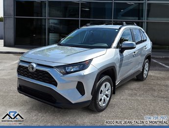 Toyota RAV4 LE 2020