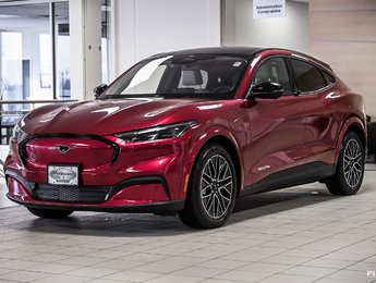 Ford Mustang Mach-E Premium | SPÉCIAL DÉMO | LONG RANGE | TOIT PANO | 2025