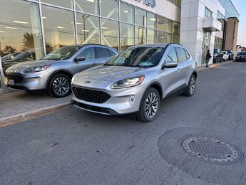 2020 Ford Escape Titanium Hybrid AWD | B&O | CRUISE ADAPT. | GPS |