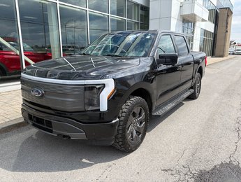 2023 Ford F-150 Lightning LARIAT | LONG RANGE 515KM | MAX TOW | TOIT PANO |