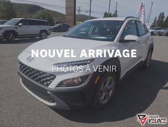 2022 Hyundai KONA Preferred *AWD, HEATED SEATS*