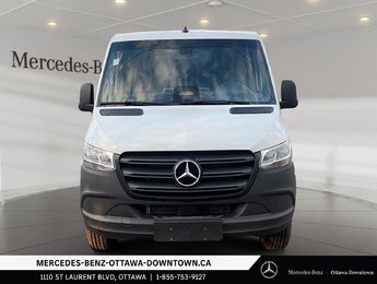 2025 Mercedes-Benz Sprinter 2500 144 Wheelbase Standard Roof RWD