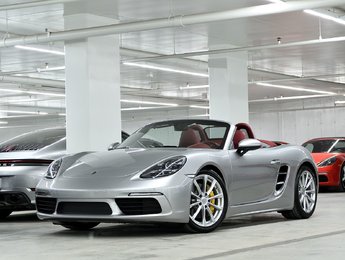 Porsche 718 Boxster S 2024