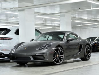 Porsche 718 Cayman Manual 6 speed / Premium Package / Sport Exhaust 2024