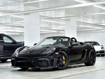 2025 Porsche 718 Spyder Weissach Package / PCCBs / BOSE / 18 ways seats